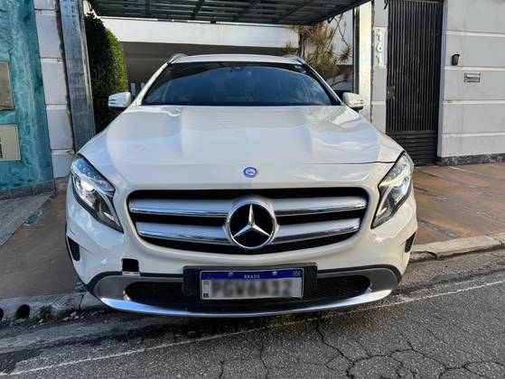 MERCEDES-BENZ GLA 200 1.6 CGI ADVANCE 16V TURBO FLEX 4P AUTOMÁTICO